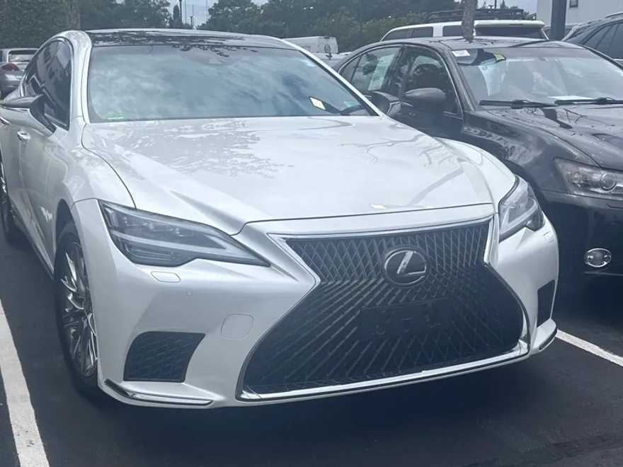 2021 Lexus LS 500 photo 1