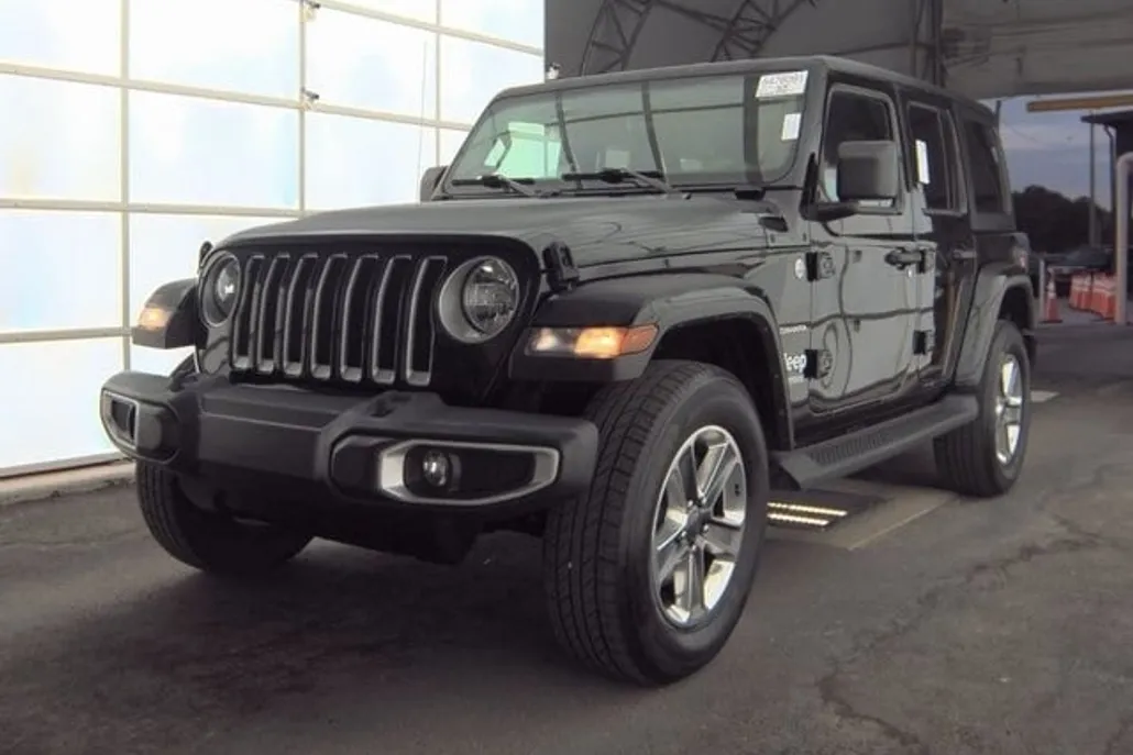 2022 Jeep Wrangler Unlimited Sahara photo 1