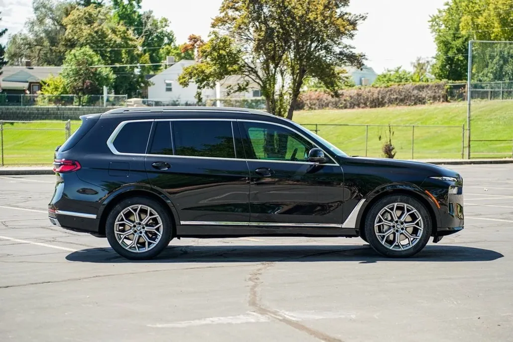 2023 Bmw X7 xDrive40i photo 1