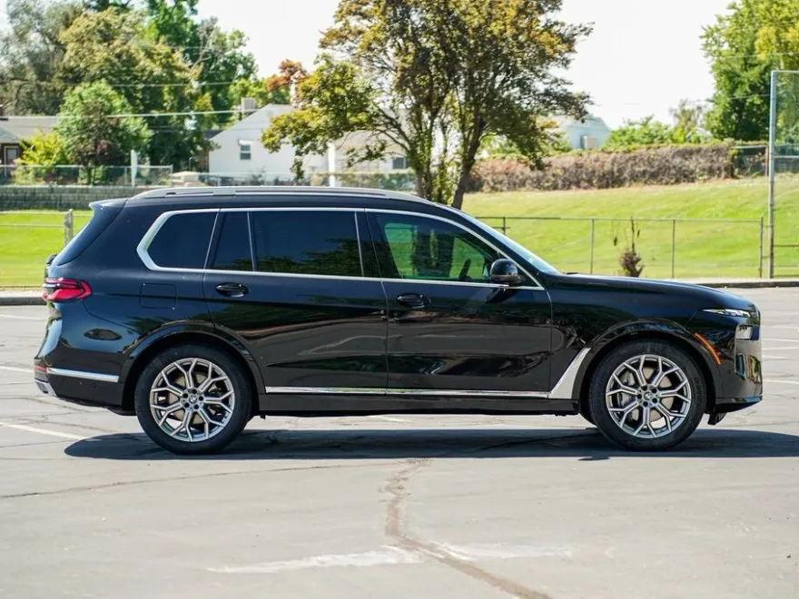 2023 Bmw X7 xDrive40i photo 1
