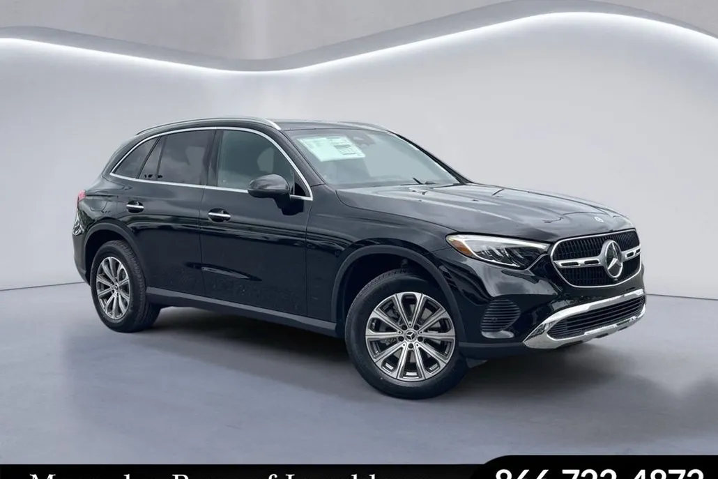 2025 Mercedes Benz GLC 300 4MATIC photo 1