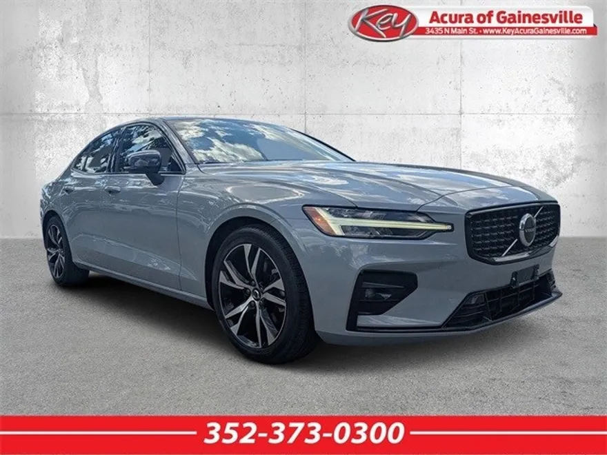 2024 Volvo S60 B5 Core photo 1