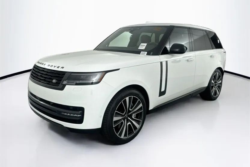 2025 Land Rover Range Rover SE photo 1