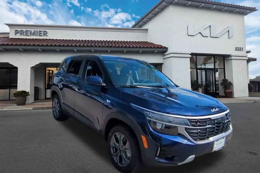 2025 Kia Seltos LX photo 1