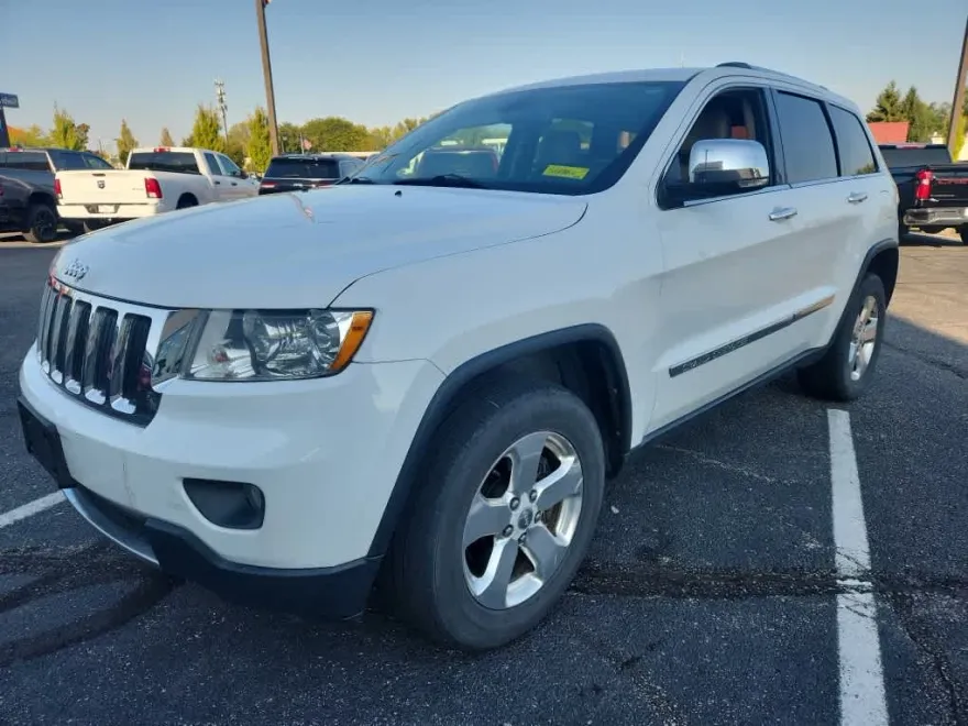 2013 Jeep Grand Cherokee Limited photo 1