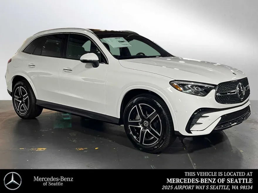 2025 Mercedes Benz GLC 300 4MATIC photo 1