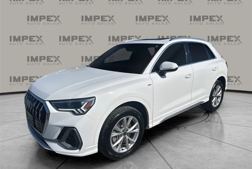 2023 Audi Q3 S line Premium photo 1