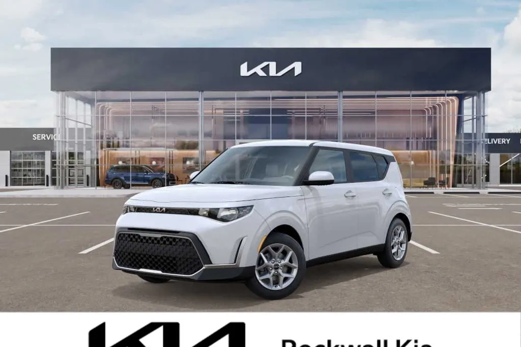 2025 Kia Soul LX photo 1