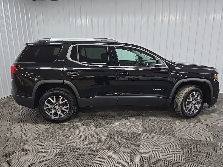 2023 Gmc Acadia SLE photo 1