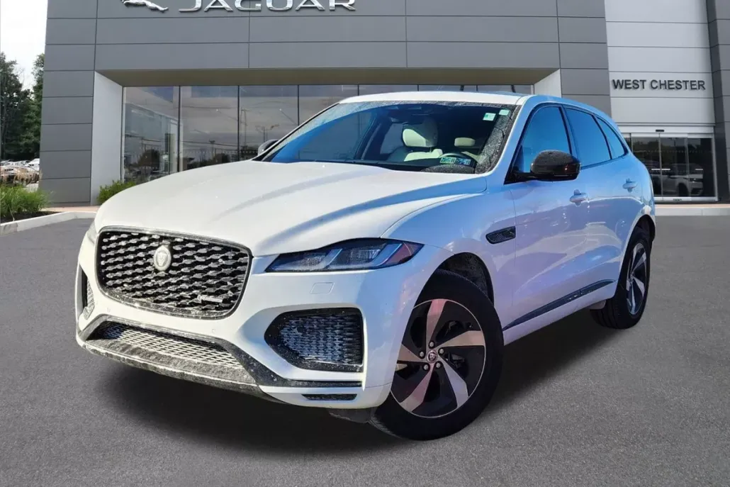 2024 Jaguar F-PACE P250 R-Dynamic S photo 1