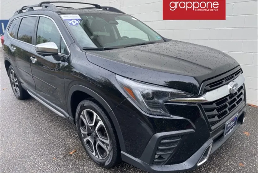 2023 Subaru Ascent Touring photo 1