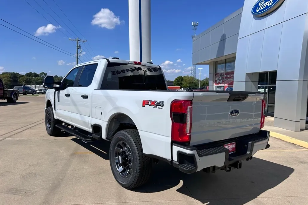 2026 Ford F-250 photo 1