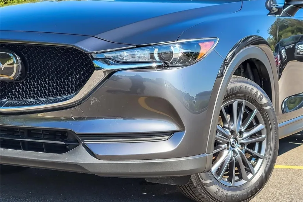 2020 Mazda CX-5 Touring photo 1