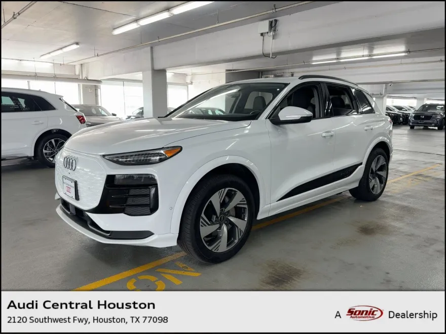 2025 Audi Q6 E-tron Premium Plus photo 1