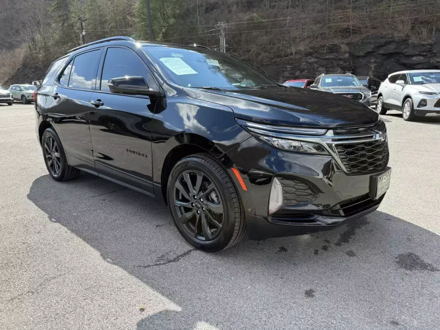 2022 Chevrolet Equinox RS photo 1
