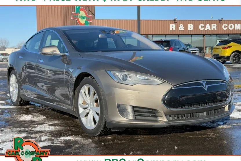 2015 Tesla Model 3 Pro S photo 1