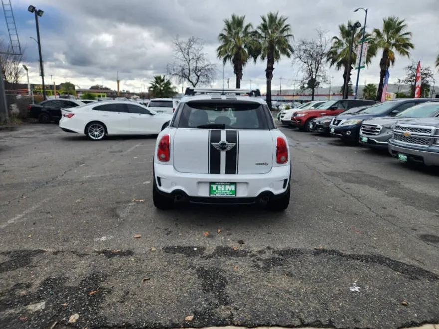 2012 Mini Countryman S ALL4 photo 1