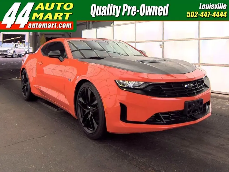 2019 Chevrolet Camaro 3LT photo 1