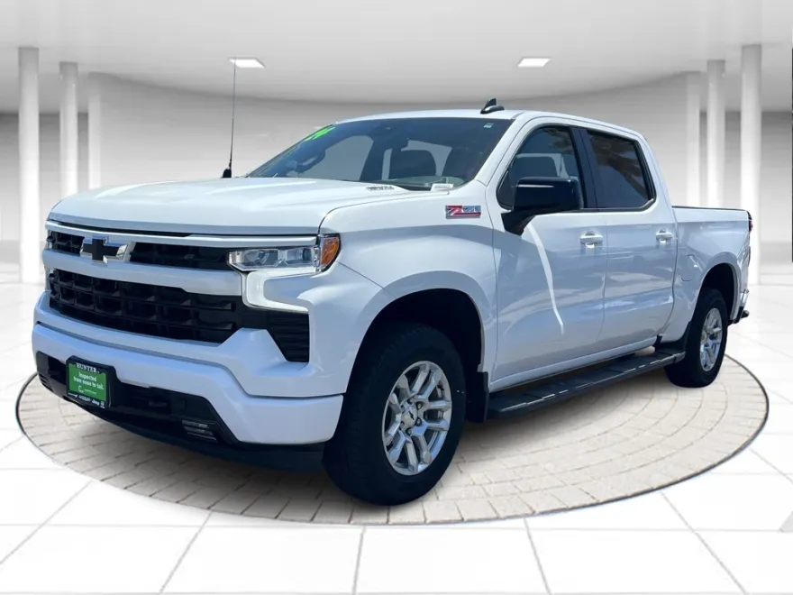 2024 Chevrolet Silverado 1500 RST photo 1
