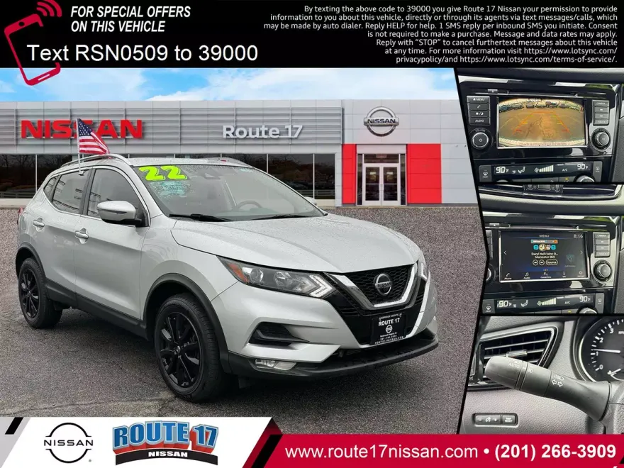 2022 Nissan Rogue Sport SV photo 1