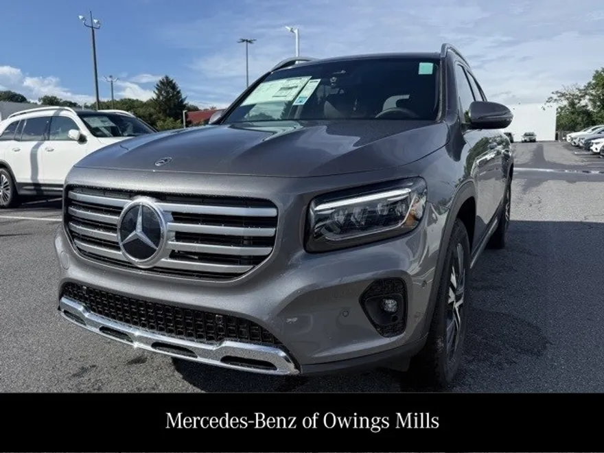 2025 Mercedes Benz GLB 250 4MATIC photo 1