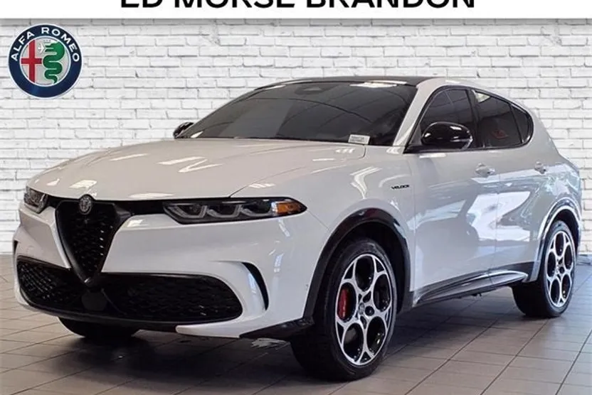 2024 Alfa Romeo Tonale Veloce photo 1