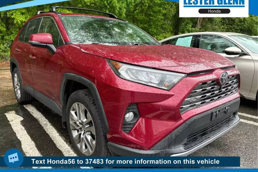 2020 Toyota RAV4 Limited photo 1