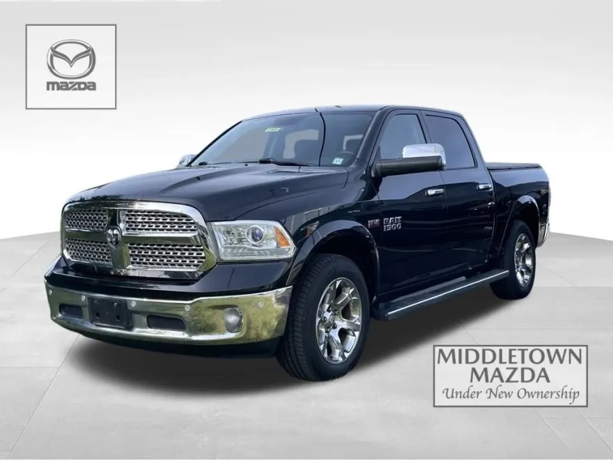 2016 Ram 1500 Laramie photo 1
