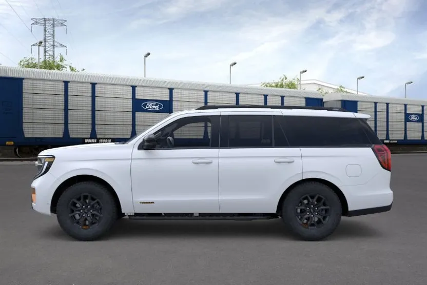 2025 Ford Expedition photo 1
