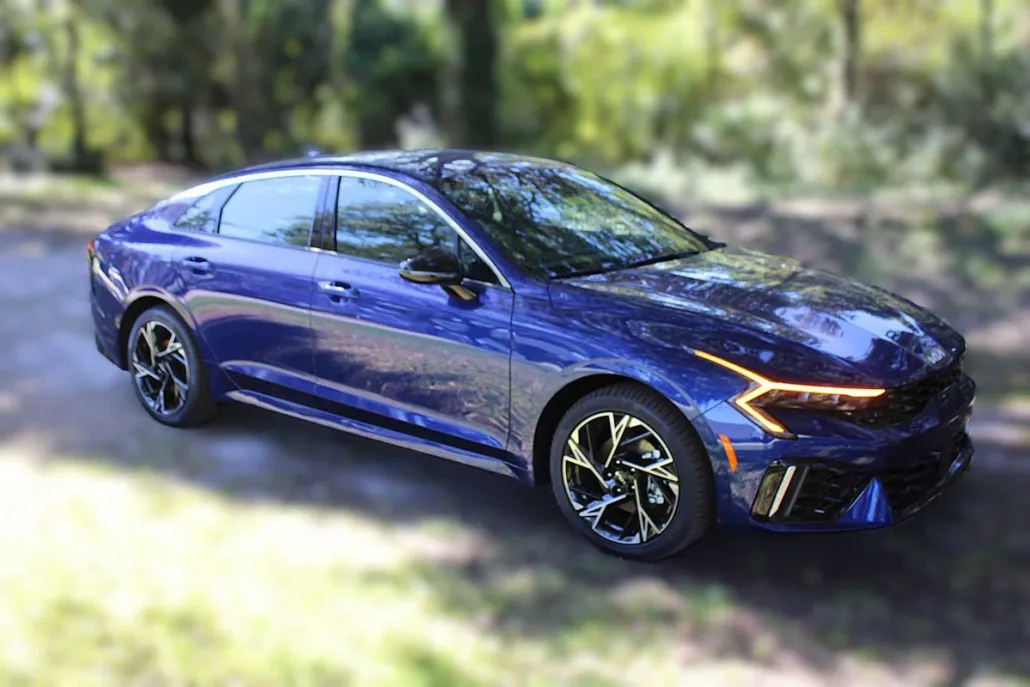 2026 Kia K5 GT-Line photo 1