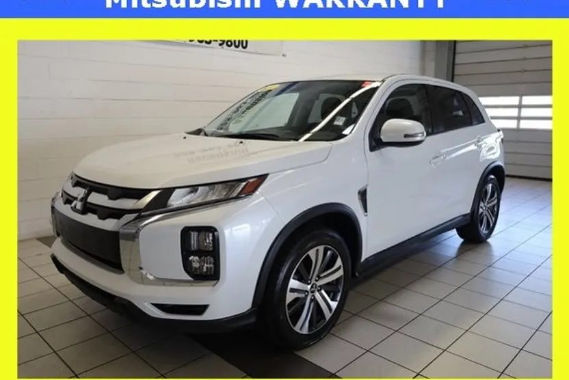 2024 Mitsubishi Outlander Sport ES LE SE photo 1