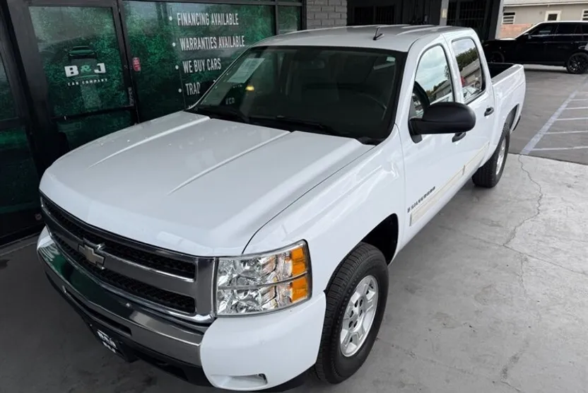 2009 Chevrolet Silverado 1500 LT photo 1
