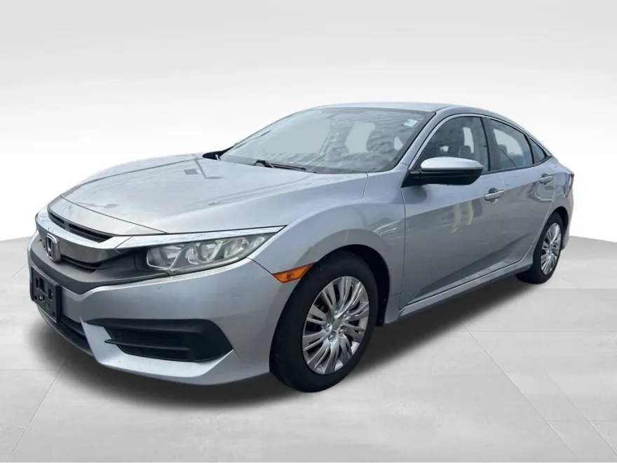 2018 Honda Civic LX photo 1