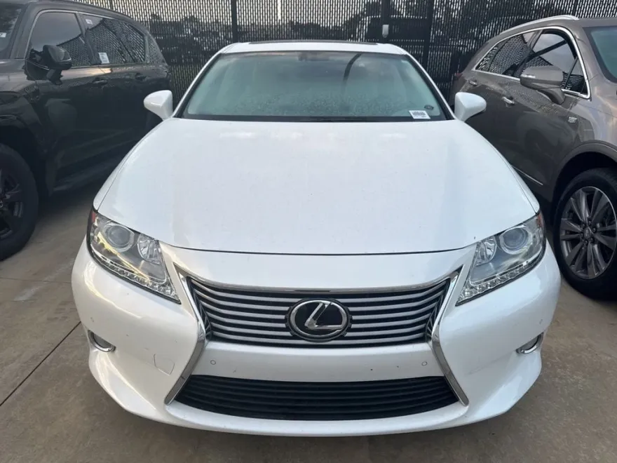 2013 Lexus ES 350 photo 1