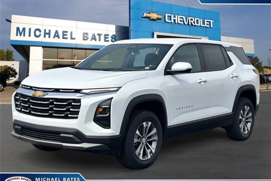 2025 Chevrolet Equinox LT photo 1