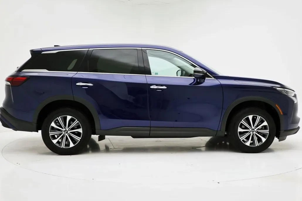 2023 Infiniti QX60 Pure photo 1