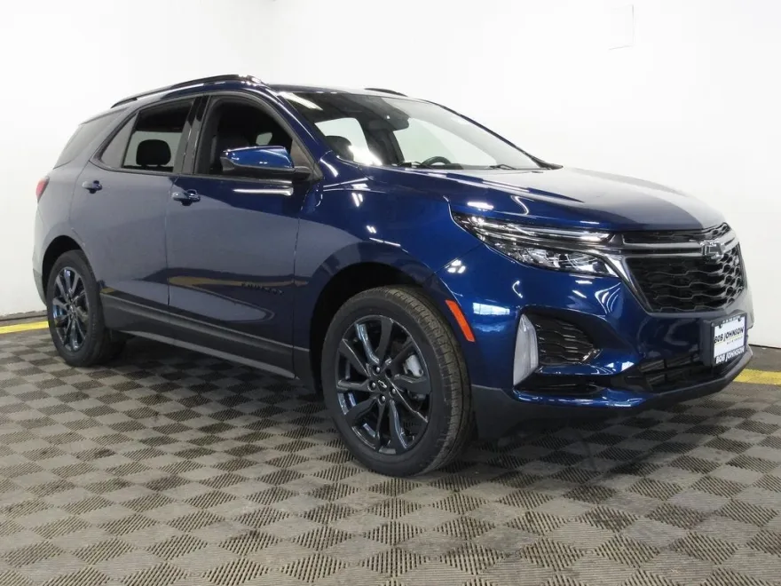 2022 Chevrolet Equinox RS photo 1
