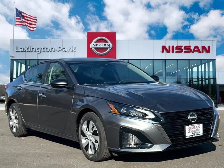 2025 Nissan Altima 2.5 S photo 1