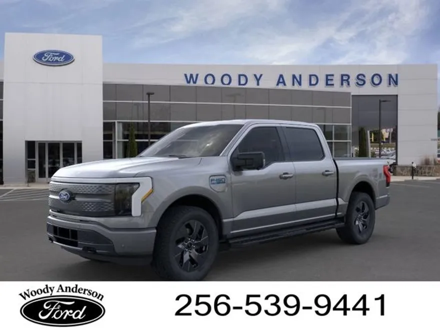 2025 Ford F-150 Lightning photo 1