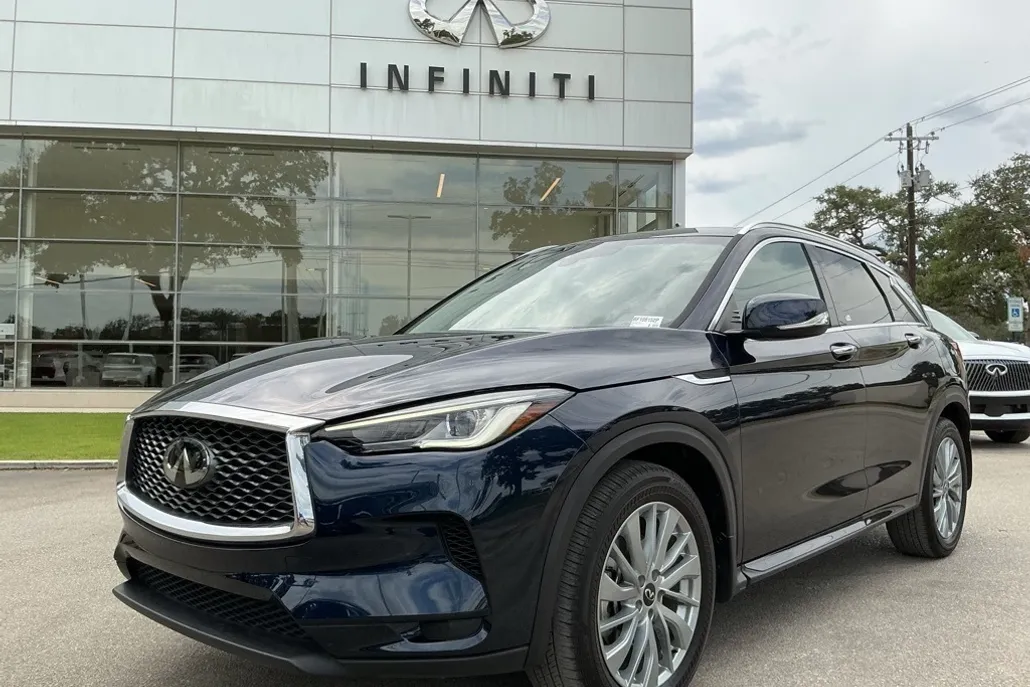 2024 Infiniti QX50 Luxe photo 1