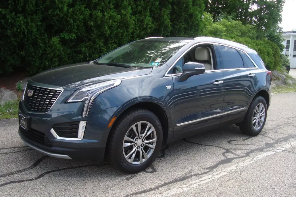 2021 Cadillac XT5 Premium Luxury photo 1