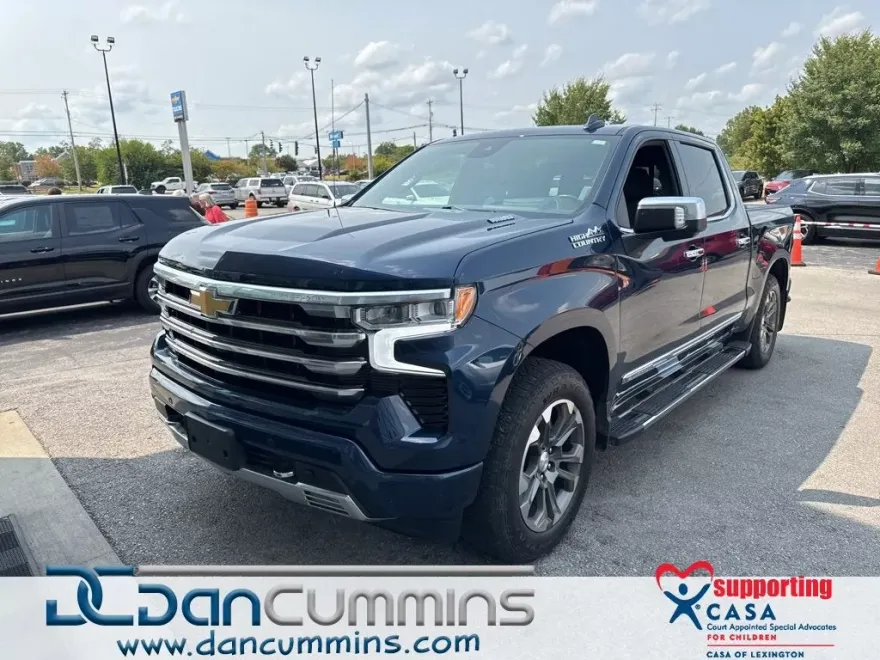 2023 Chevrolet Silverado 1500 High Country photo 1