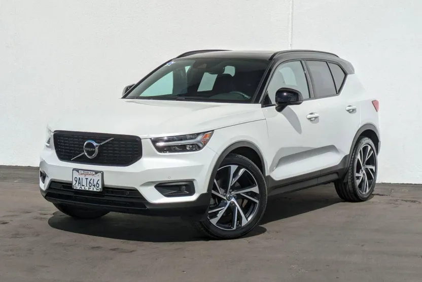 2022 Volvo XC40 Recharge T8 Inscription photo 1