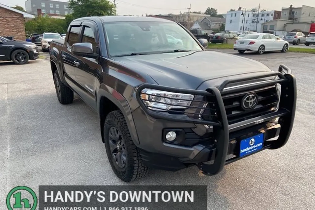 2022 Toyota Tacoma SR5 photo 1