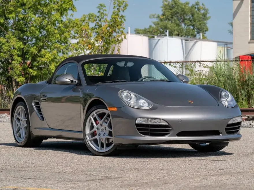2011 Porsche Boxster S photo 2