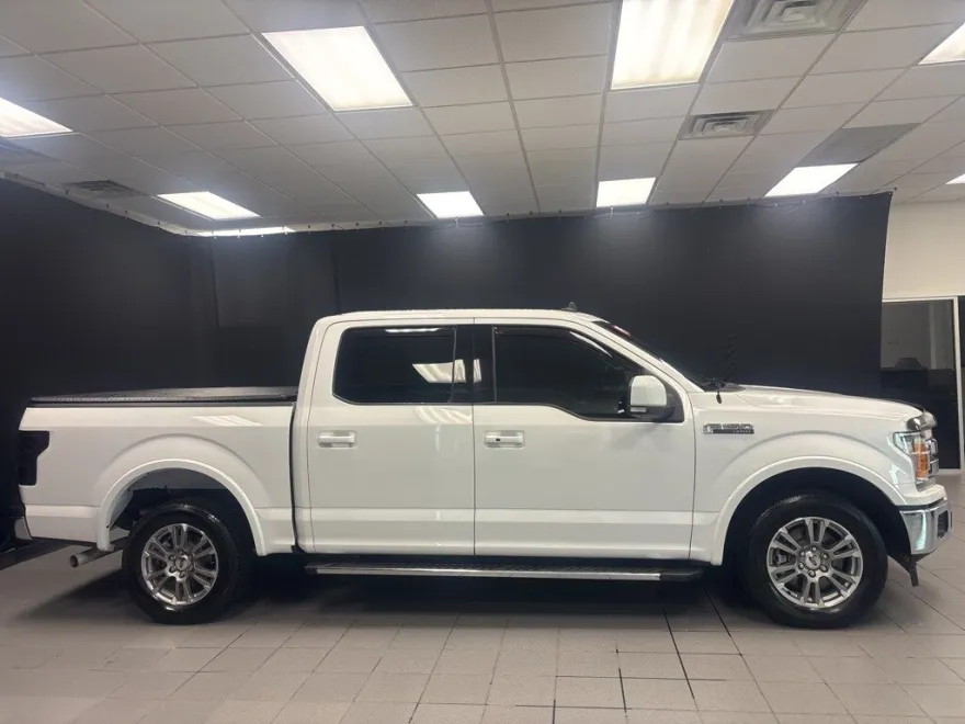2019 Ford F-150 Lariat photo 1