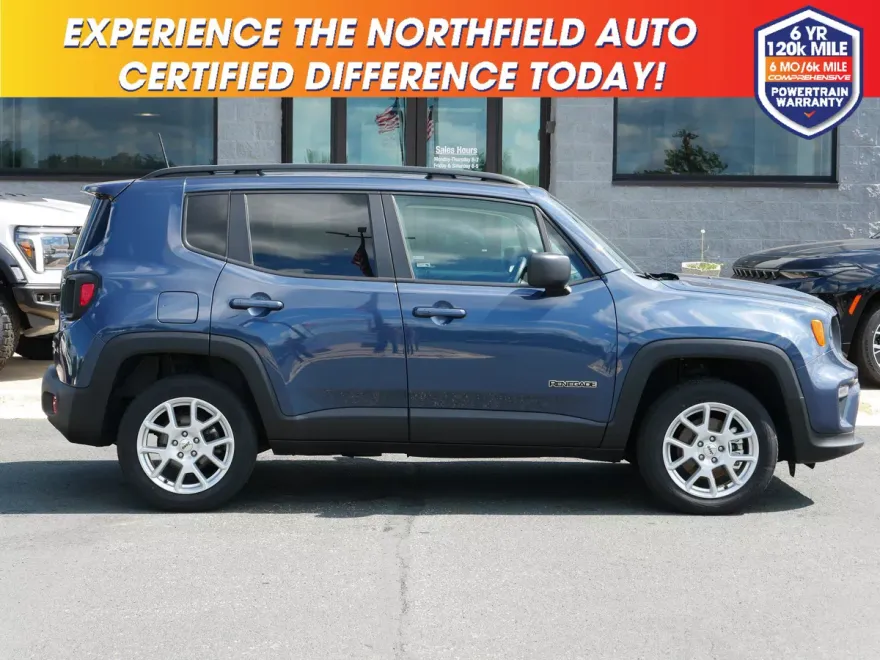 2022 Jeep Renegade Latitude photo 1