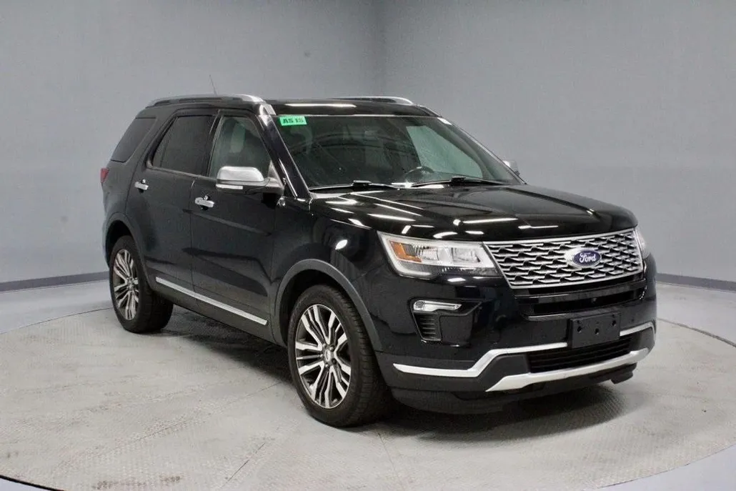 2018 Ford Explorer Platinum photo 1