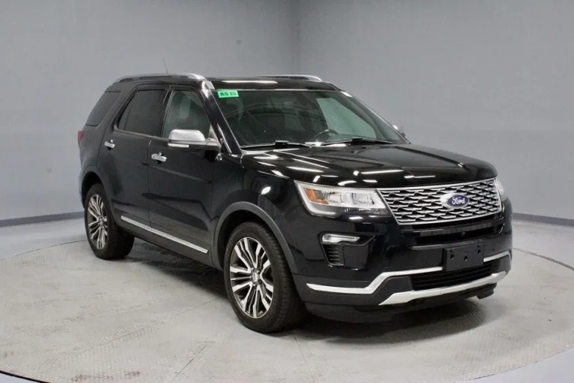 2018 Ford Explorer Platinum photo 1