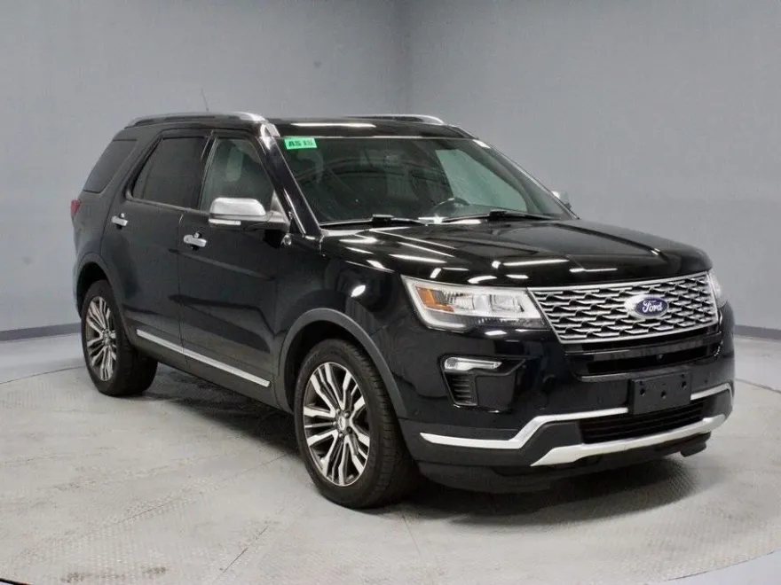 2018 Ford Explorer Platinum photo 1